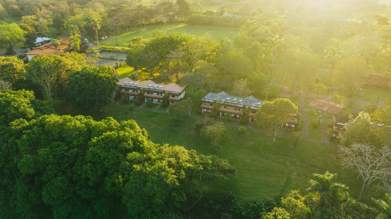 Hotel Tilajari 4*