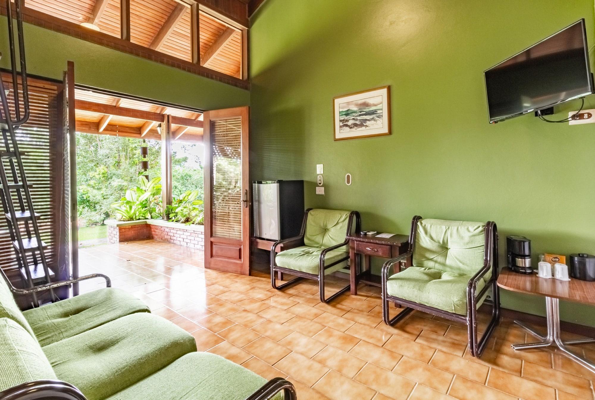 Tilajari Hotel 4*